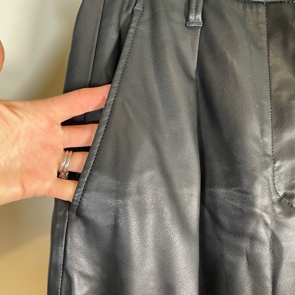 Dorthee Schumacher Pleated Vegan Leather Pants black cropped cuffed HIGH RISE - Picture 10 of 16